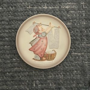 MJ Hummel collectors plate